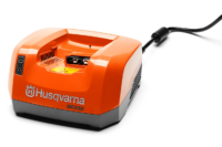 Зарядно устройство HUSQVARNA QC330